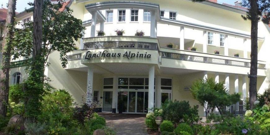 Landhaus Alpinia Hotel Berlin Ngoại thất bức ảnh